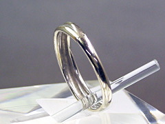 大根の栽培に関する問題 - 大根に亀裂が入っている